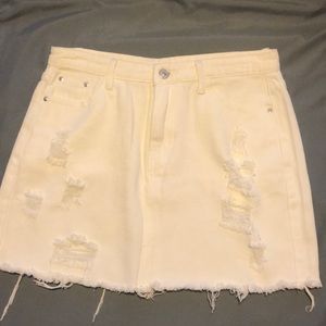 White denim skirt